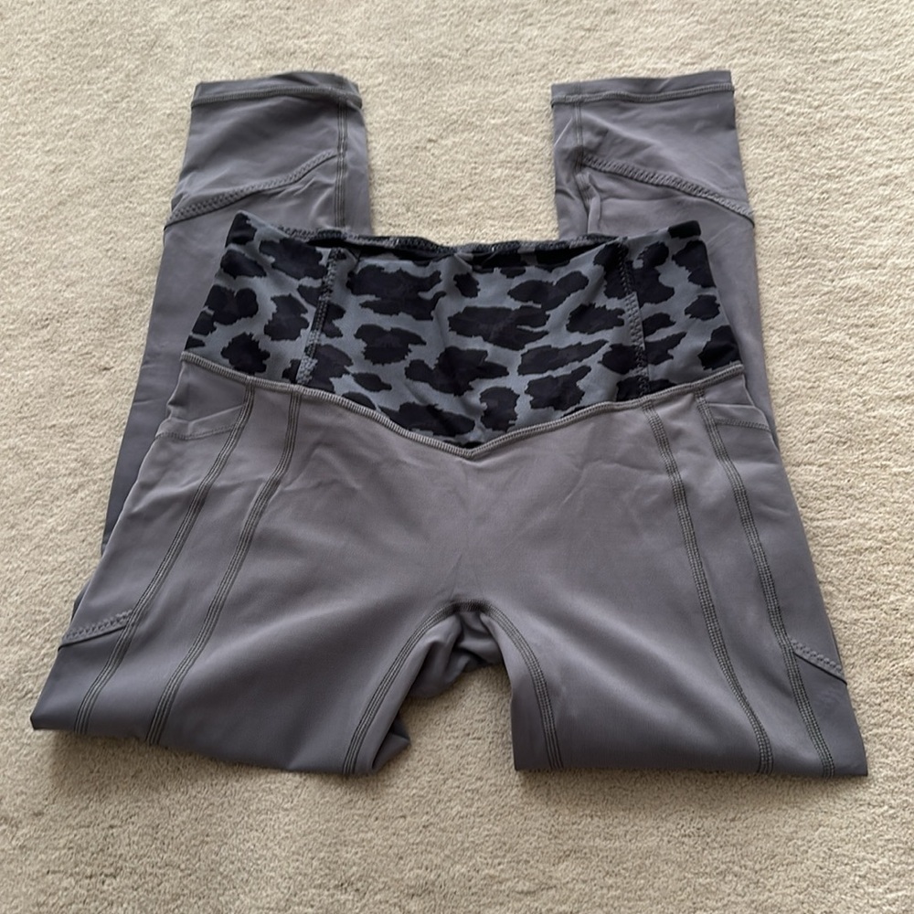 Lululemon all the right places crop leggings slate leopard print waistband - Picture 2 of 6